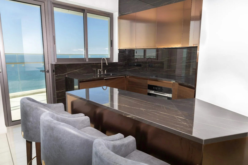 Appartement 4 chambres 229 m² Germasogeia, Chypre