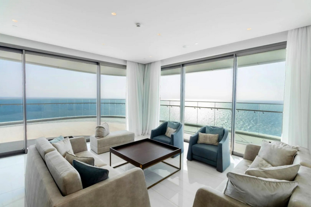 Mieszkanie 2 pokoi 139 m² Jermasoja, Cypr