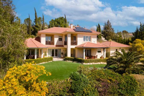 4+ Bedroom Villa with a Guest house in Laneia, Limassol | p60400 | marketplaces