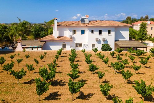 5 Bedroom Villa in Polemi, Paphos | p74700 | marketplaces