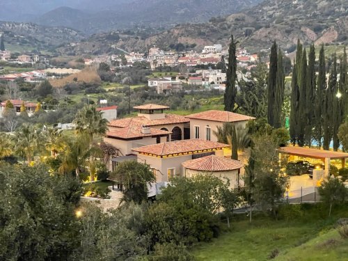 7 Bedroom Villa in Akrounta, Limassol | p90700 | marketplaces