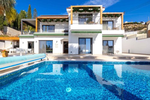 4 Bedroom Villa in Pegeia, Paphos | p91400 | marketplaces