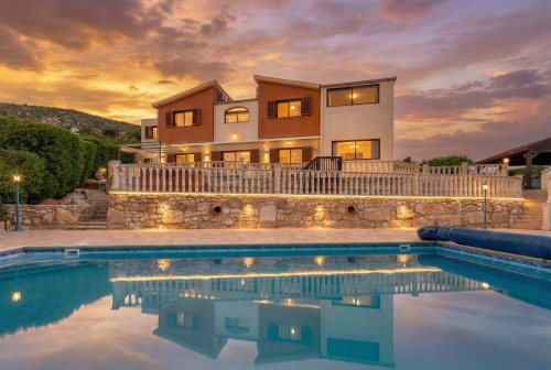 4+1 Bedroom Villa in Tala, Paphos | pr6900 | marketplaces