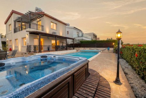 Вилла с 4 спальнями в Пафосе | pr13200 | catalog