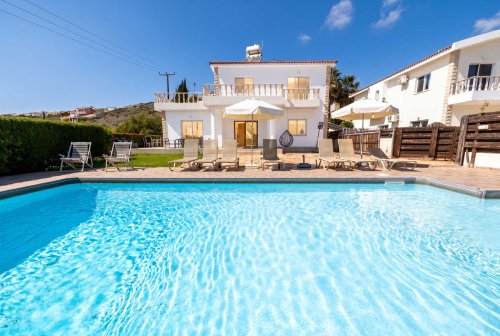 5 Bedroom Villa in Chloraka, Paphos | pr15600 | catalog