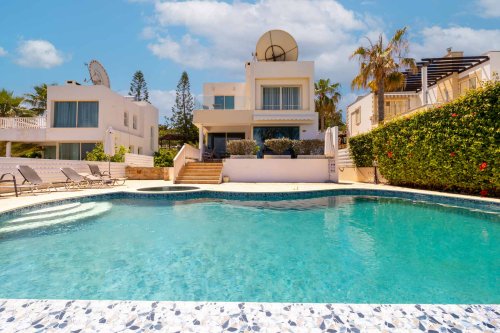5 Bedroom Villa in Kissonerga, Paphos | pr20900 | marketplaces