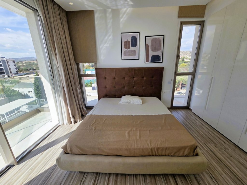 2 bedroom apartment 111 m² Koinoteta Agiou Tychona, Cyprus