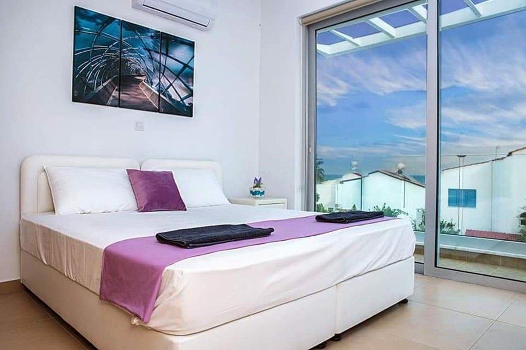 2 bedroom apartment 120 m² Paralimni, Cyprus