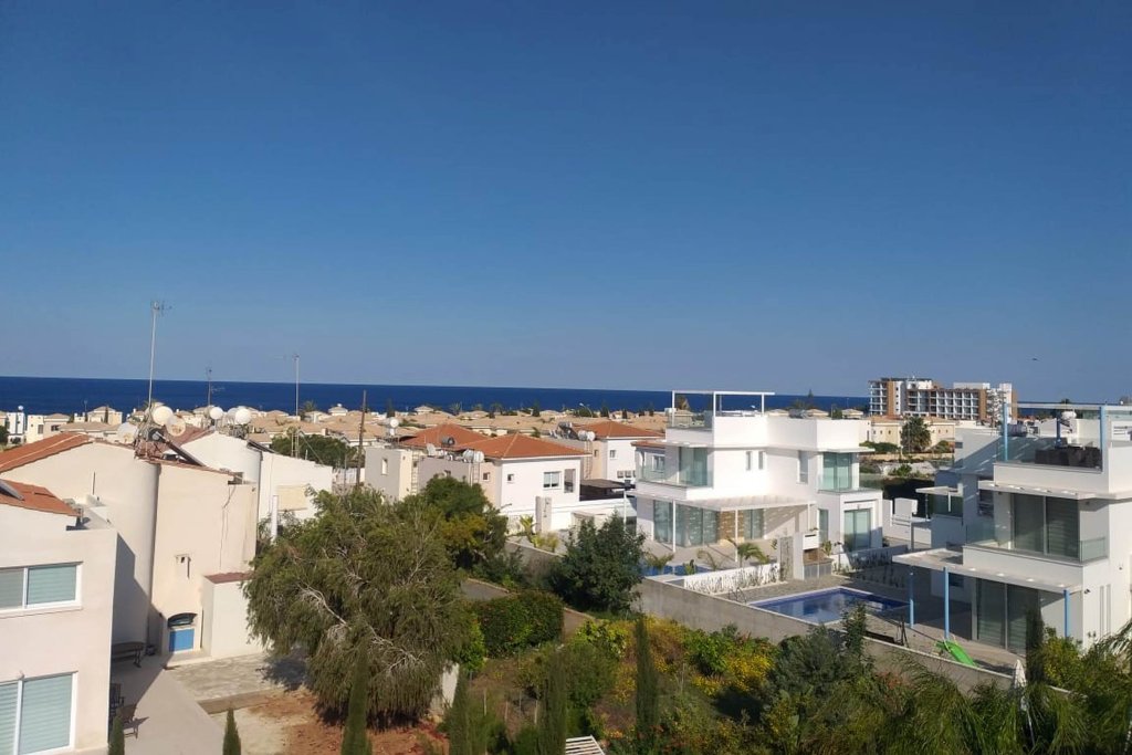 2 bedroom apartment 120 m² Paralimni, Cyprus