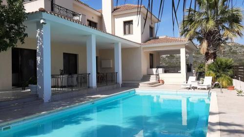 6 Bedroom Villa in Limassol | 54900 | catalog
