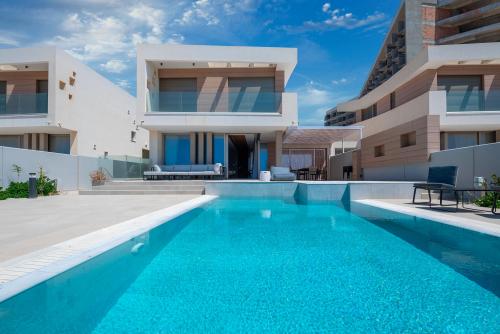 4 Bedroom Villa in Ayia Napa, Ayia Thekla | 70000 | catalog