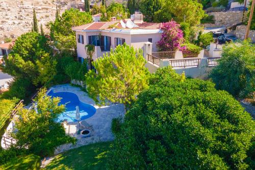 4 Bedroom Villa in Pafos | 75100 | marketplaces