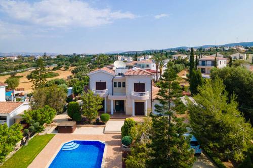 4 Bedroom Villa in Pafos | 66000 | marketplaces