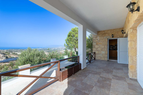 5 Bedroom Bungalow in Droushia, Paphos | p4400 | marketplaces